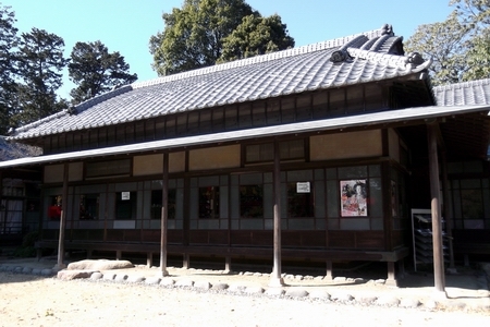 秋元邸2.jpg